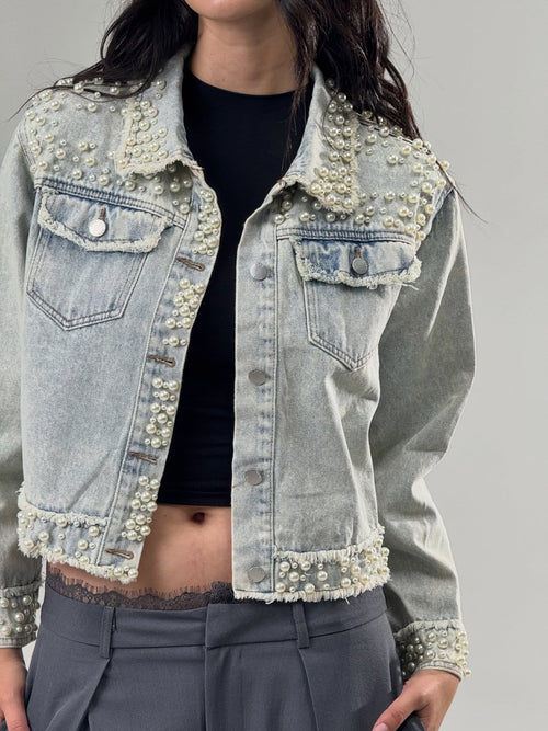 Giacca in denim con perle cucite a mano – Edizione limitata
