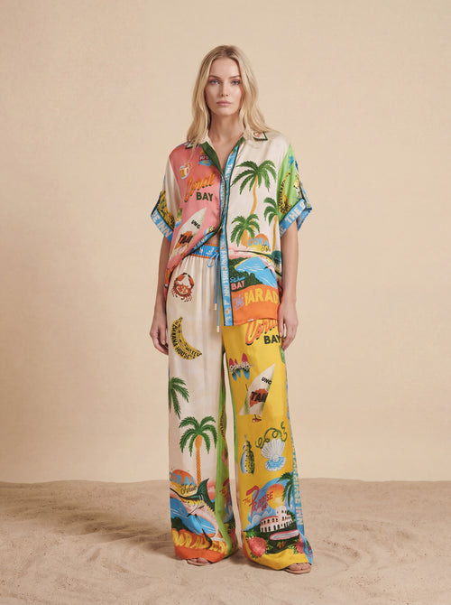 Completo Banana House
